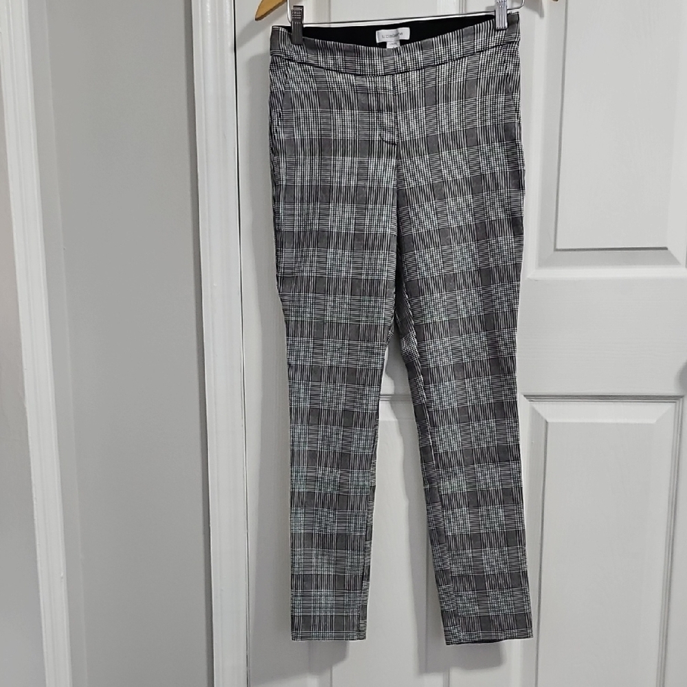 Liz Claiborne Gray Plaid Ankle Pants